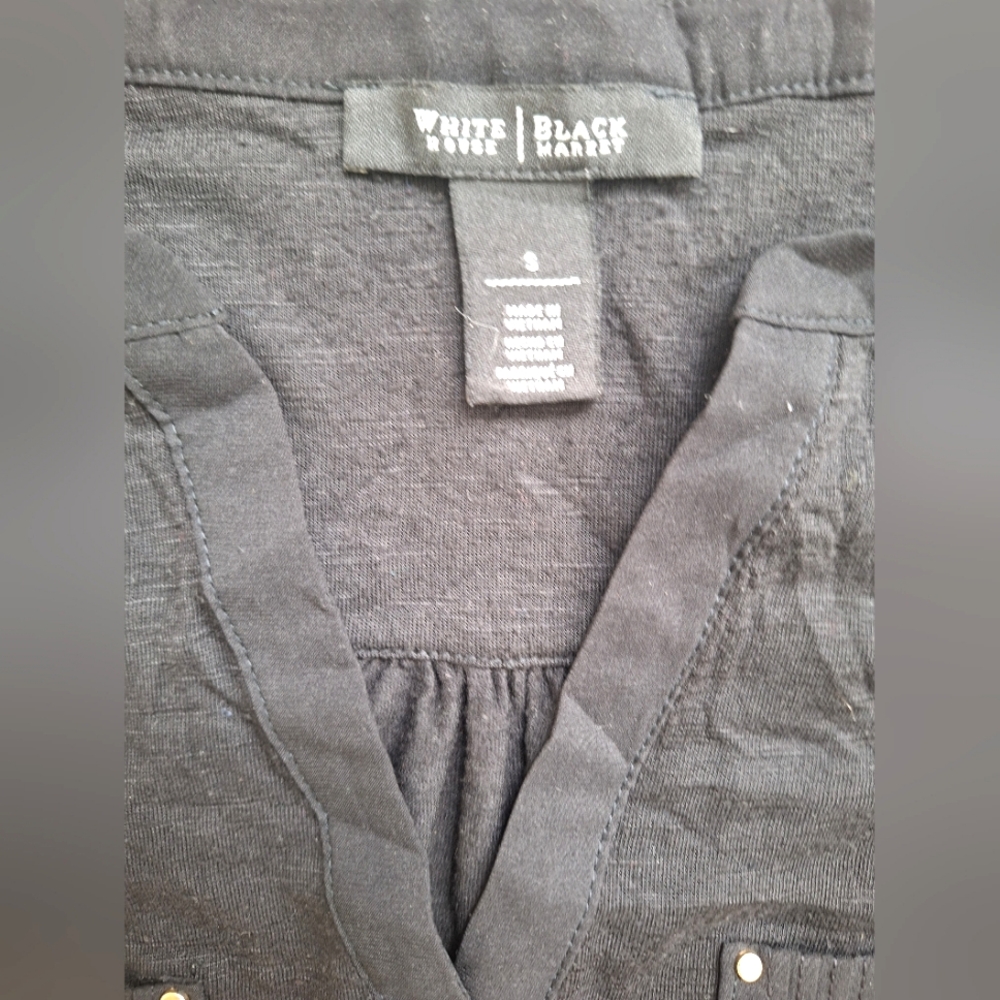 White House Black Market Black sleeveless V-neck button front shirt - size small - Picture 6 of 9